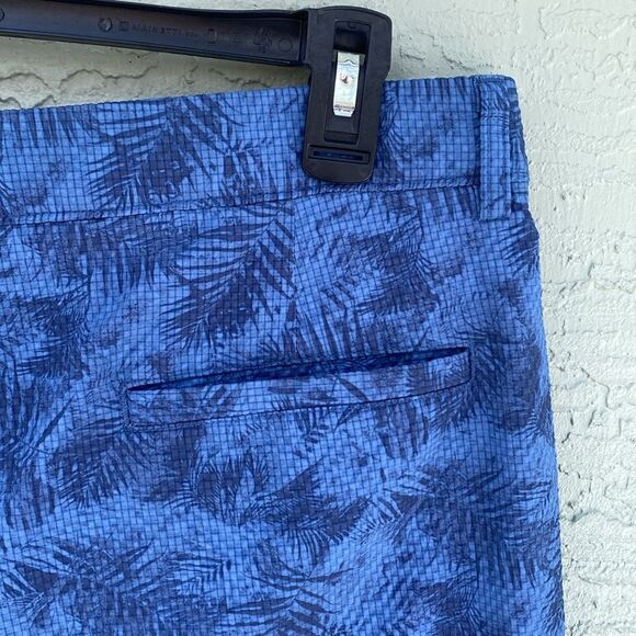 PGA TOUR Flat Front Printed Seersucker Short Sz 36 Tropical Leaf Ensign - Picture 8 of 12